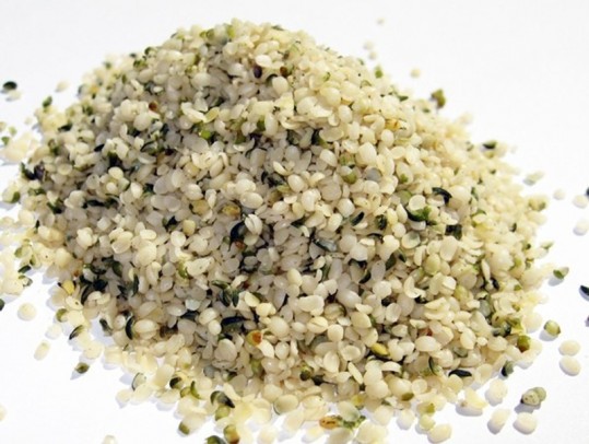 shelled-hemp-seeds